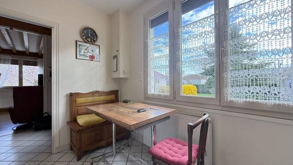 Bas-et-Lezat (63310) Viager occupé Monsieur 86 ans et Dame 85 ans - Maison plain-pied avec dépendance et terrain