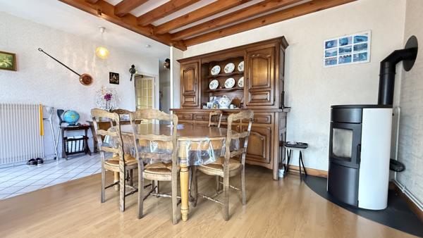 Bas-et-Lezat (63310) Viager occupé Monsieur 86 ans et Dame 85 ans - Maison plain-pied avec dépendance et terrain