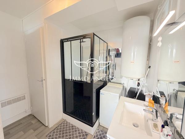 Appt. T2 en 1ère ligne mer