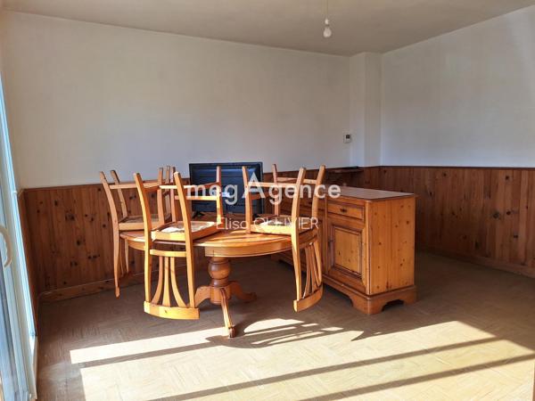 Maison à CHATELAUDREN PLOUAGAT, 22170 - 4 pièces 73m²