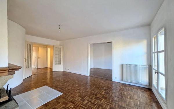 Appartement à vendre    3 pièces • 74,11 m2 Poissy