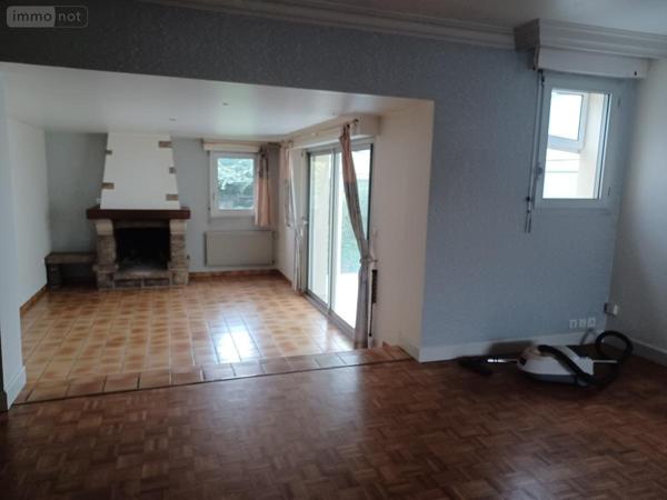 Maison à vendre à Yffiniac dans les Côtes-d'Armor (22120), ref : 22012-4290