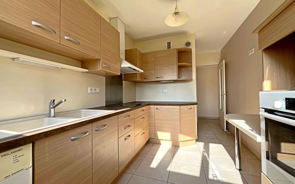 Appartement à vendre    4 pièces • 80,50 m2 Gif-sur-Yvette