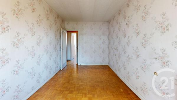 Appartement F4 à vendre  4 pièces - 74,63 m2 VITRY SUR SEINE - 94