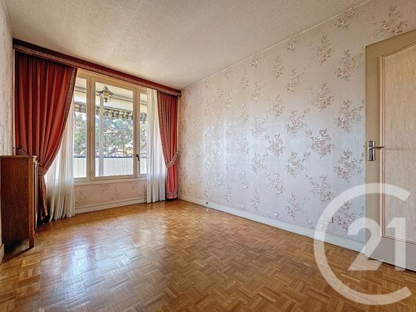 Appartement F4 à vendre  4 pièces - 74,63 m2 VITRY SUR SEINE - 94