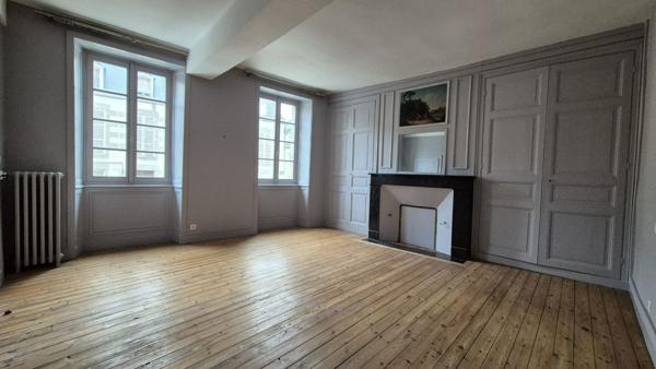 Maison Mayenne 7 pièce(s) 276 m2