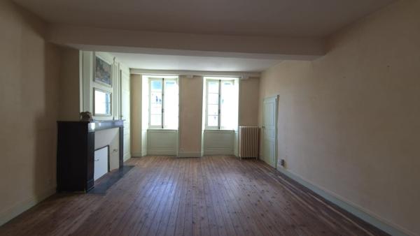 Maison Mayenne 7 pièce(s) 276 m2