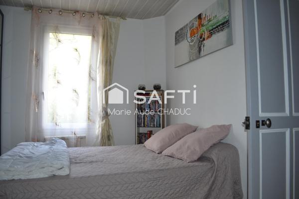 Maison 106 m2 - T 5 - terrain de 5321 m2 - accès rivière privatif