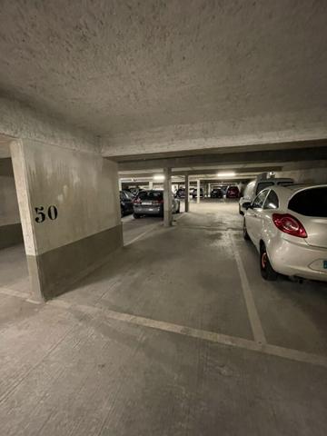 Parking à louer à MELUN - à 1km de la Gare de Melun