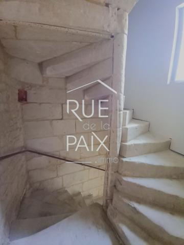 86200 LOUDUN Maison Loudun 7 pièce(s) 169 m2