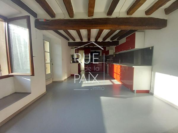 86200 LOUDUN Maison Loudun 7 pièce(s) 169 m2