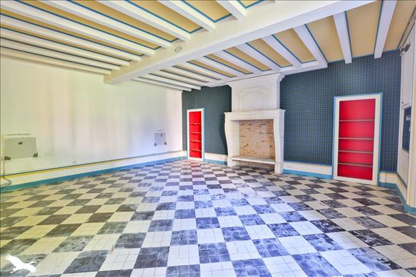 Maison à vendre |  Angeac-Champagne |  15 pièces | 440 m²