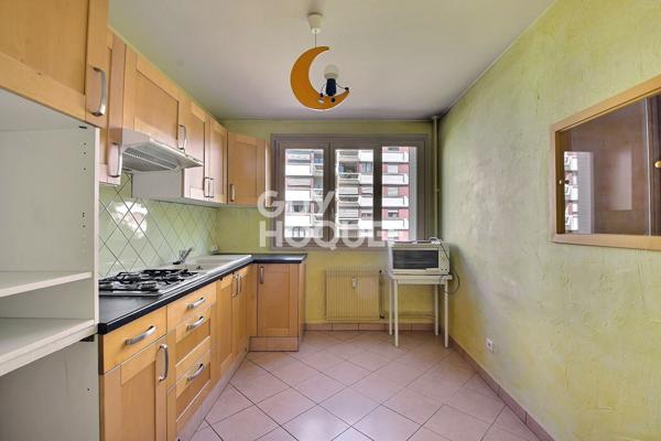 (Visite virtuelle) A vendre, appartement de type T3 de 68 m² avec cave & garage, Lyon 3ème arrondissement (69003)