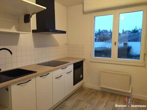 APPARTEMENT F3 à MAYENNE