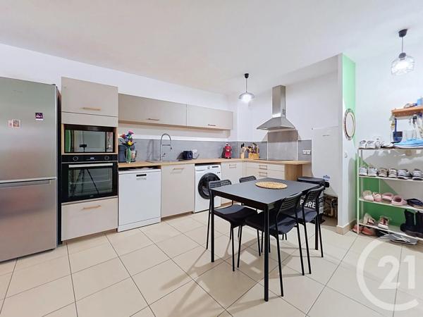 Appartement F2 à vendre  2 pièces - 48 m 2   DRAGUIGNAN  - 83