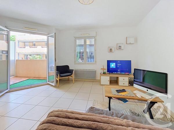 Appartement F2 à vendre  2 pièces - 48 m 2   DRAGUIGNAN  - 83