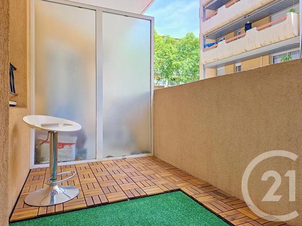 Appartement F2 à vendre  2 pièces - 48 m 2   DRAGUIGNAN  - 83
