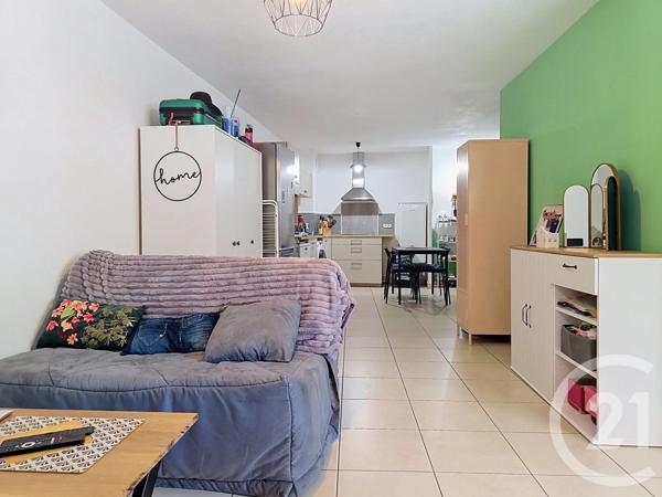 Appartement F2 à vendre  2 pièces - 48 m 2   DRAGUIGNAN  - 83