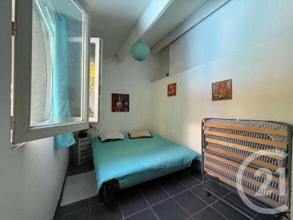 Maison à vendre  4 pièces - 118 m 2   ST CYR SUR MER  - 83