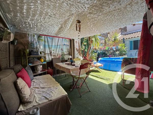 Maison à vendre  4 pièces - 118 m 2   ST CYR SUR MER  - 83