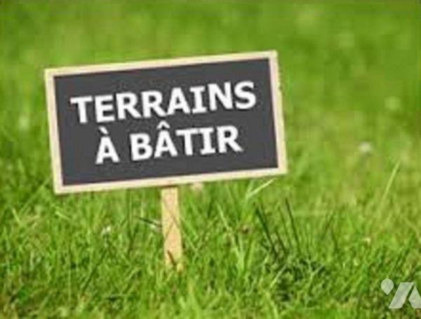 TERRAIN A BATIR 636M²