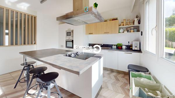 Vente maison à Plougonvelin, 9 pièces 180m²