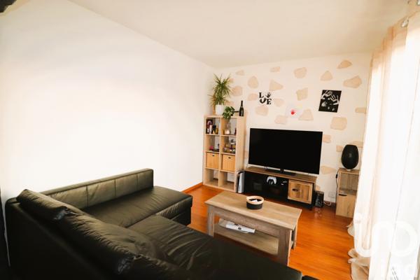 Appartement à vendre 2 pièces 53 m² Saint-Germain-lès-Corbeil