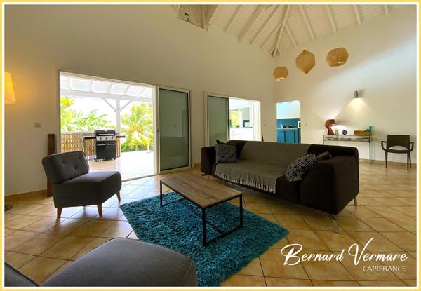 Villa 5 pièces - 3 chambres - 125 m² - Terrain 1000 m²