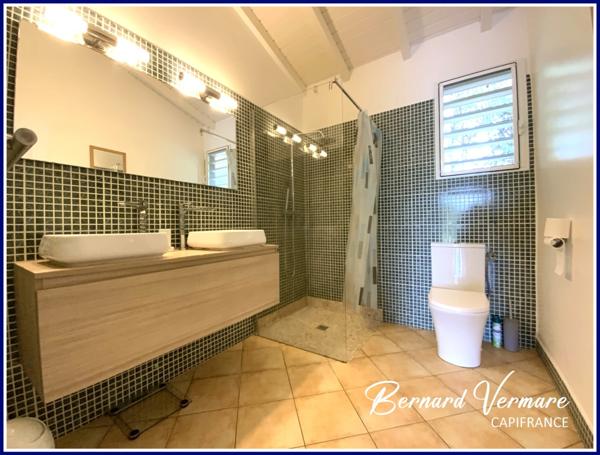 Villa 5 pièces - 3 chambres - 125 m² - Terrain 1000 m²