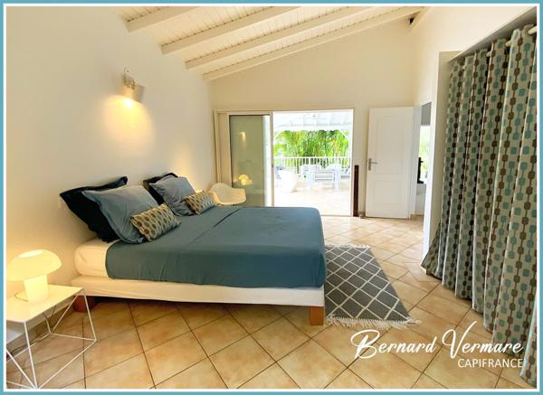 Villa 5 pièces - 3 chambres - 125 m² - Terrain 1000 m²