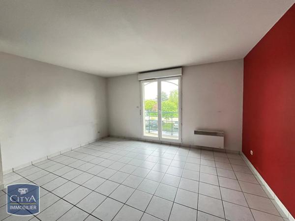 Appartement à louer 2 pièces 49.48m² Vierzon (18100)