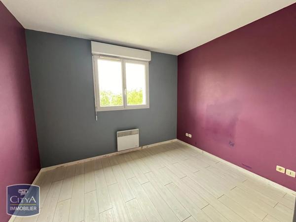Appartement à louer 2 pièces 49.48m² Vierzon (18100)