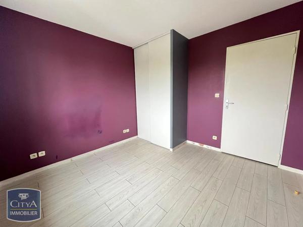 Appartement à louer 2 pièces 49.48m² Vierzon (18100)
