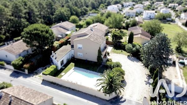 Maison à vendre 10 pièces 206 m² Montélimar