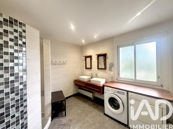 Maison à vendre 10 pièces 206 m² Montélimar