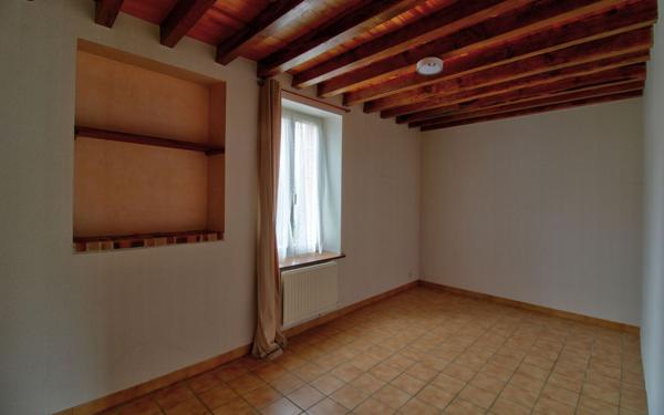 Maison à louer    2 pièces •  Ouzouer-sur-Trézée