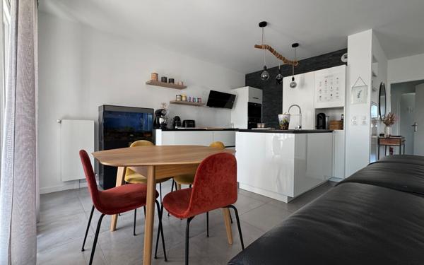 Appartement à vendre    3 pièces • 70 m2 Le Perreux-sur-Marne