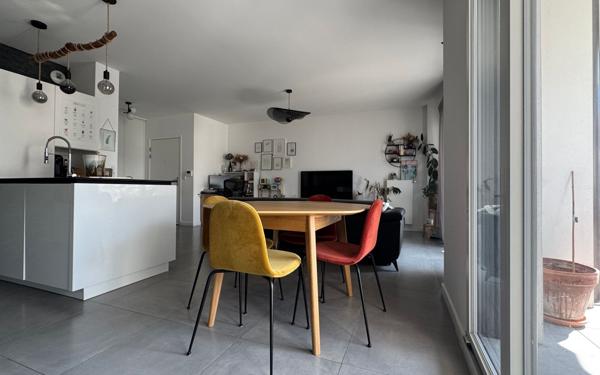 Appartement à vendre    3 pièces • 70 m2 Le Perreux-sur-Marne