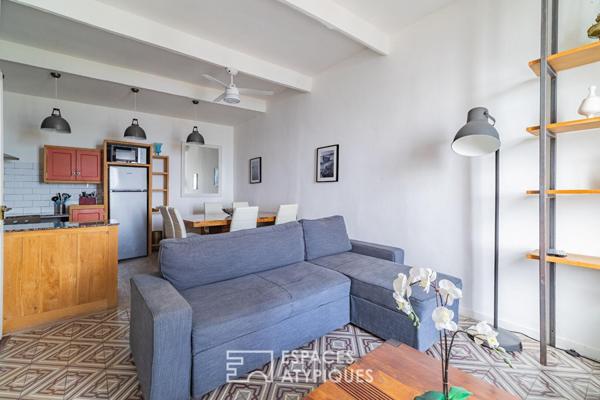 Maison de village première ligne étang, avec murs commerciaux