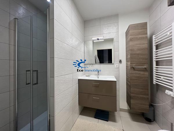 EXCLUSIVITE MAISON PLAIN PIED 2 CHAMBRES + 1 BUREAU PARKING JARDIN  La rochelle