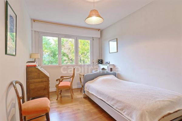 Appartement 5 pièces avec balcon, calme et sérénité, rare.