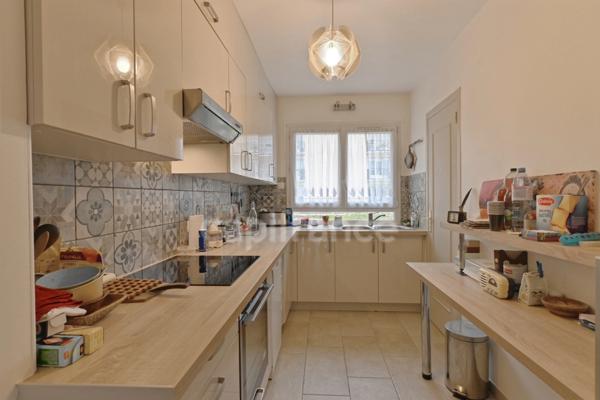 Appartement 5 pièces avec balcon, calme et sérénité, rare.