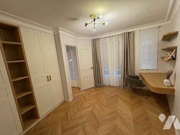 75010 Joli appartement gare du Nord de 3/4 pièces avec ascenseur et cave