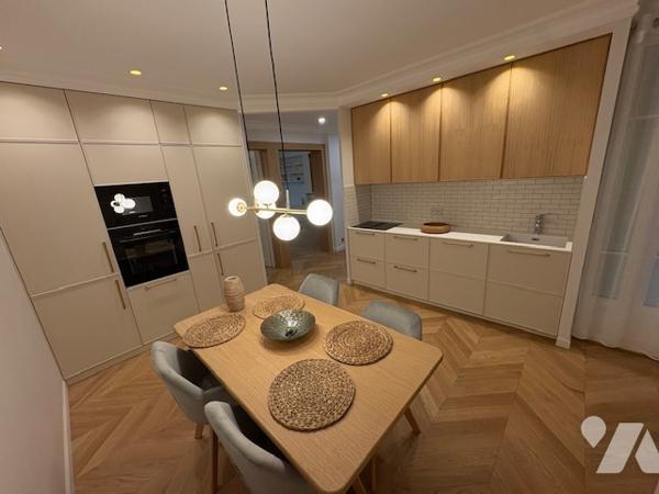 75010 Joli appartement gare du Nord de 3/4 pièces avec ascenseur et cave