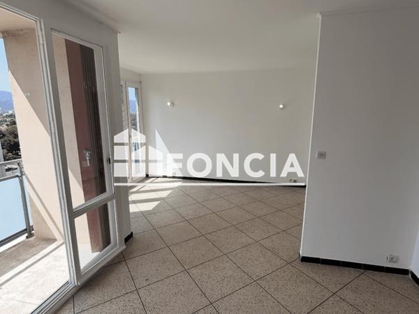 Location Appartement 4 pièces 66.9 m² - 12 RUE RABUTIN CHANTAL NOUVEAU PARC SEVIGNE Marseille 13009