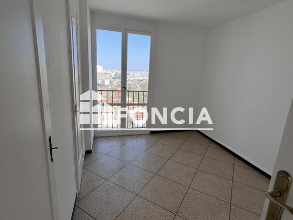 Location Appartement 4 pièces 66.9 m² - 12 RUE RABUTIN CHANTAL NOUVEAU PARC SEVIGNE Marseille 13009