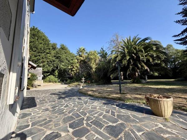 Maison à vendre 369 600 € Quimper 6 p 170 m² DPE F