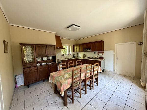 Maison à vendre 369 600 € Quimper 6 p 170 m² DPE F