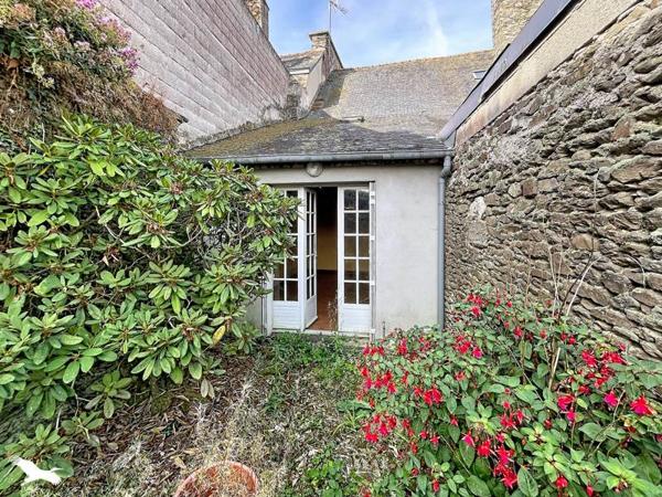 Maison à vendre 52 500 € Carhaix-Plouguer 3 p 66 m² DPE E