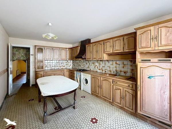Maison à vendre 52 500 € Carhaix-Plouguer 3 p 66 m² DPE E